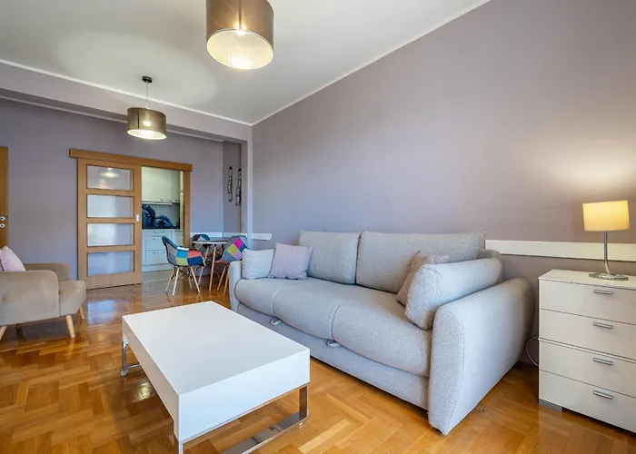 Lovely Studio With Panoramic City View