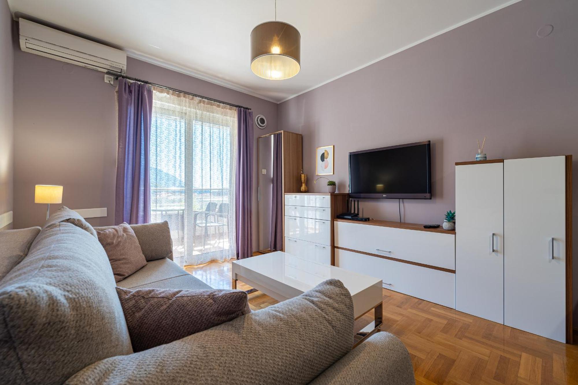 Апартаменты Lovely With Panoramic View Будва